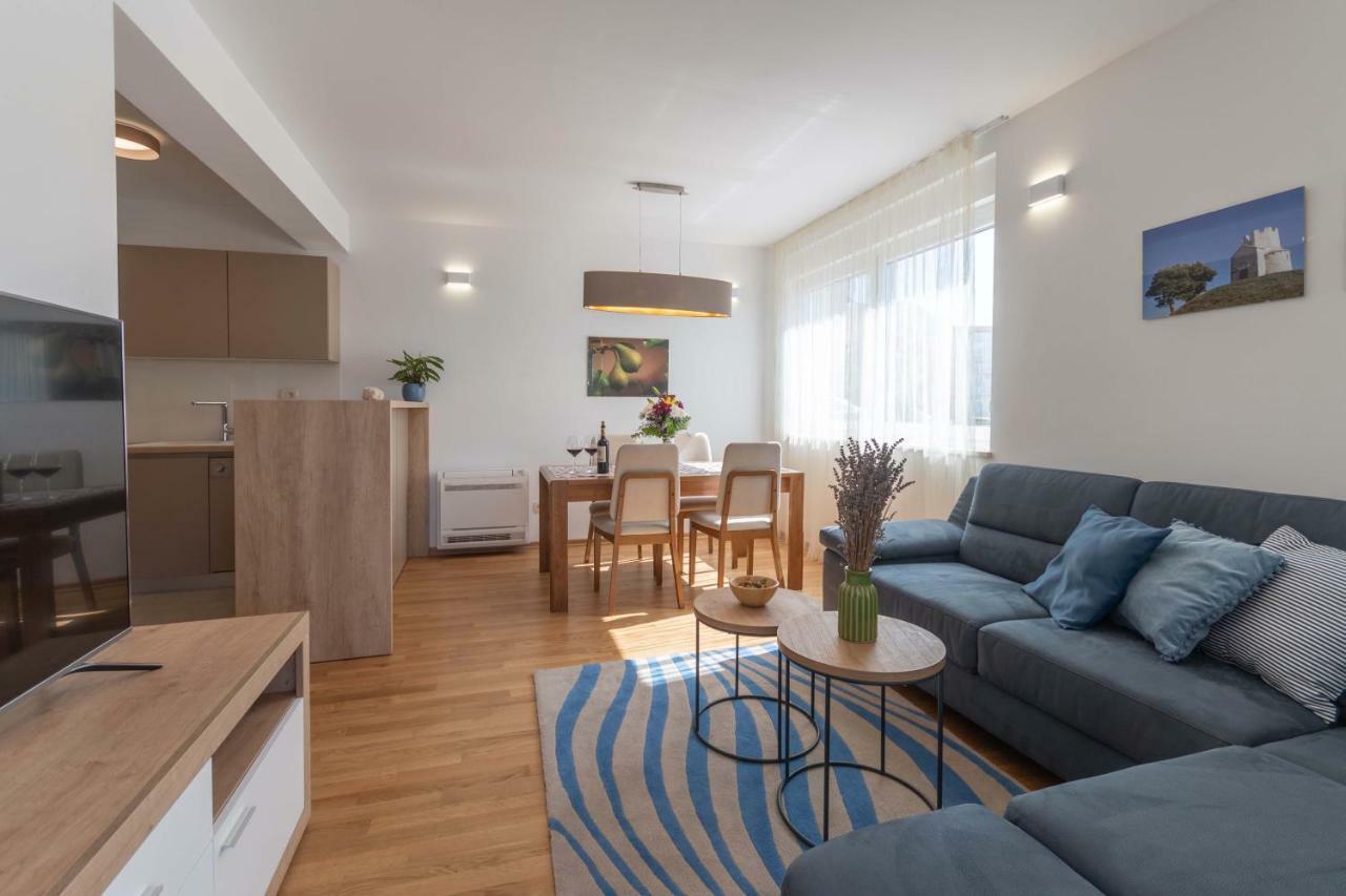 Apartment House Ivan John Podstrana Zewnętrze zdjęcie