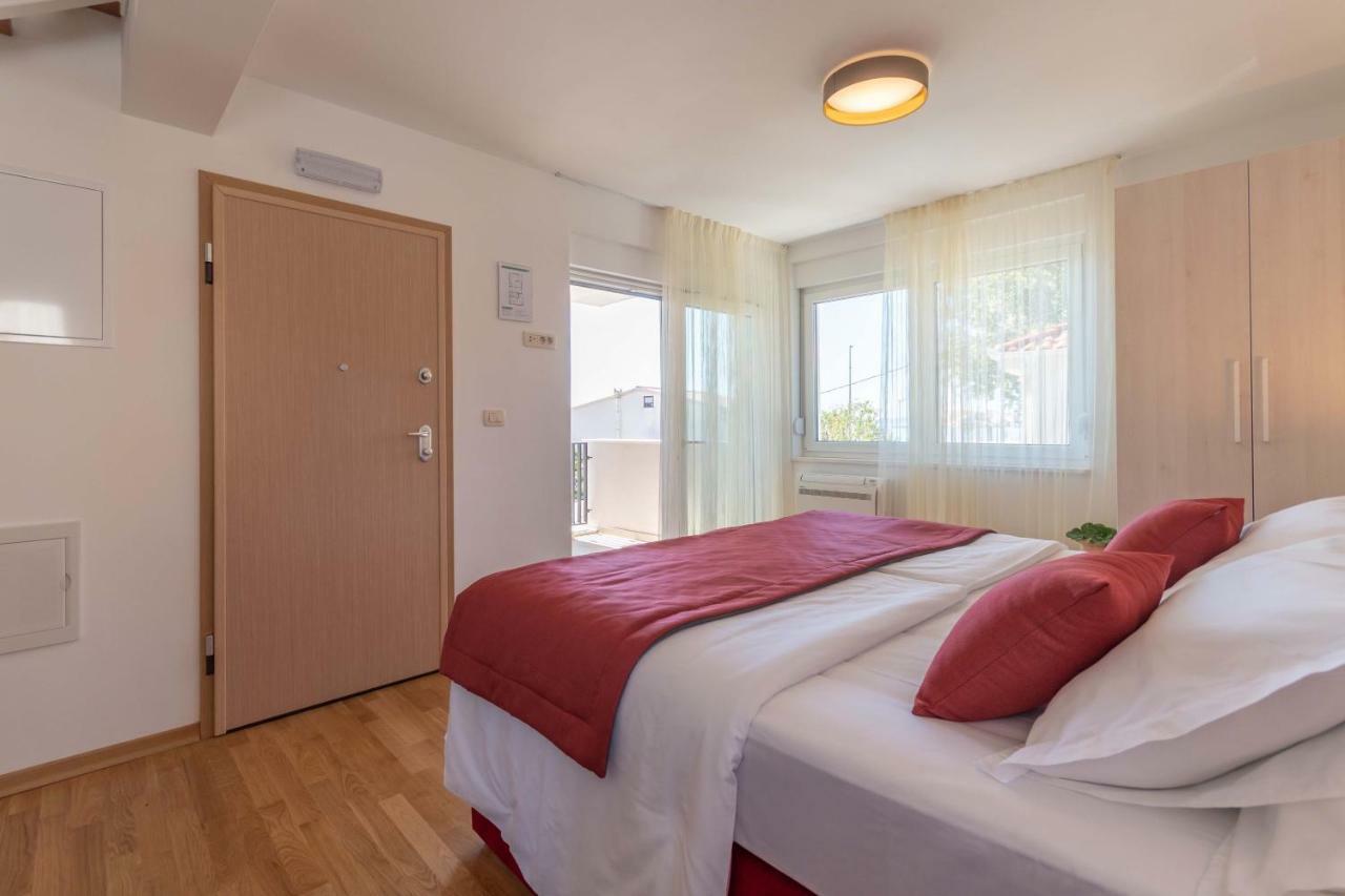 Apartment House Ivan John Podstrana Zewnętrze zdjęcie